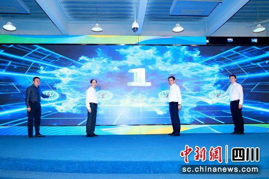 大学生微创业行动20日在电子科大启动。(电子科大供图)
