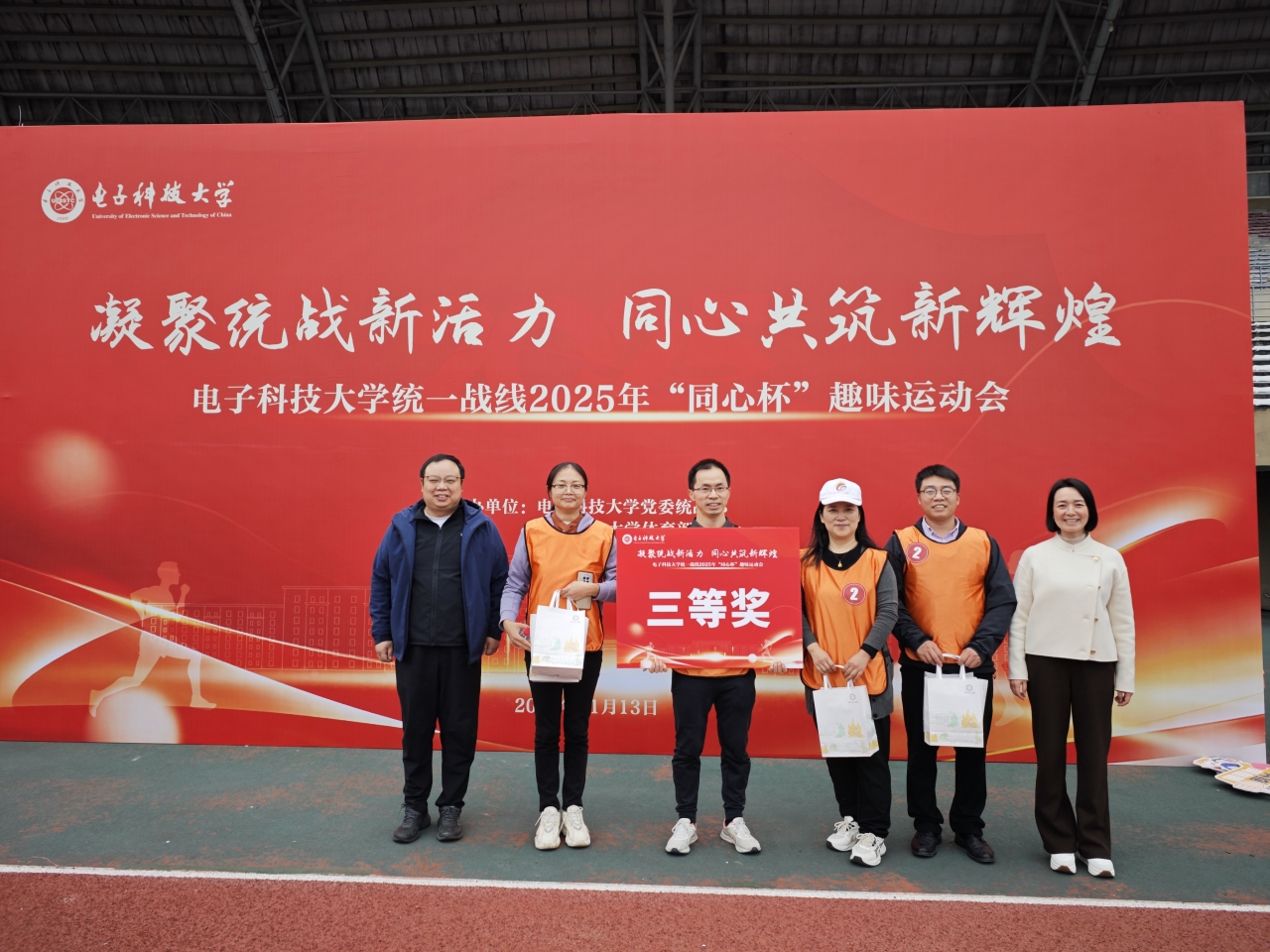 2d233b9d767f4a91e20cb9c79cee2eb6_9cf2d.j