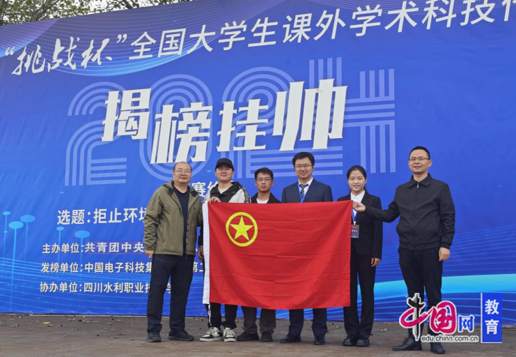 118129185_2511e0fa-f840-4559-8670-29c254