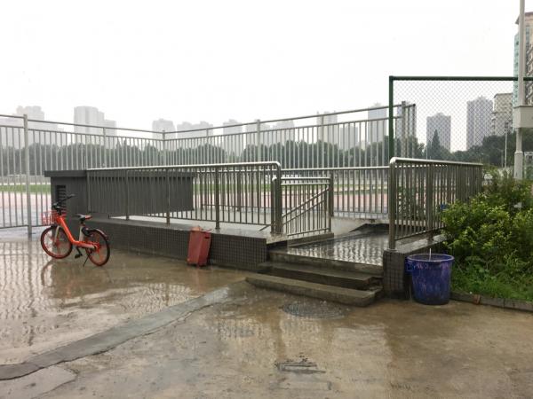 体育馆.jpg