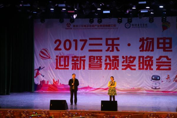 57e41bcd307479cdc936adc23fc3c5b6.jpg