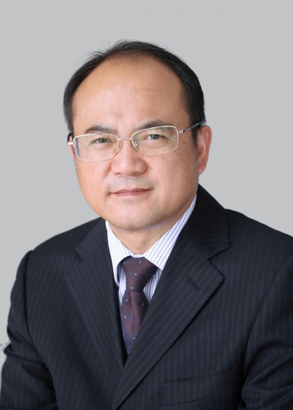曾勇校长.jpg