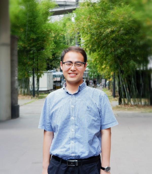 夏鋆.jpg