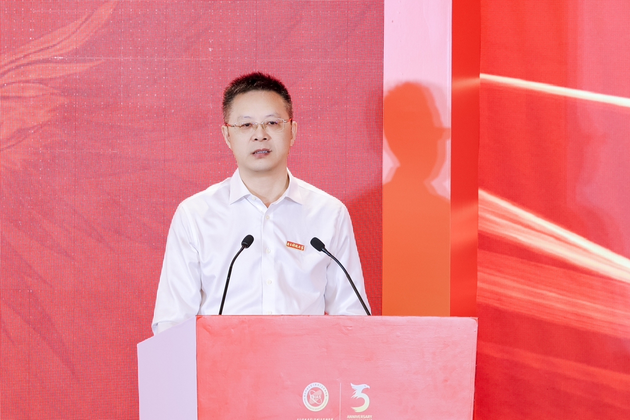 徐校2.jpg