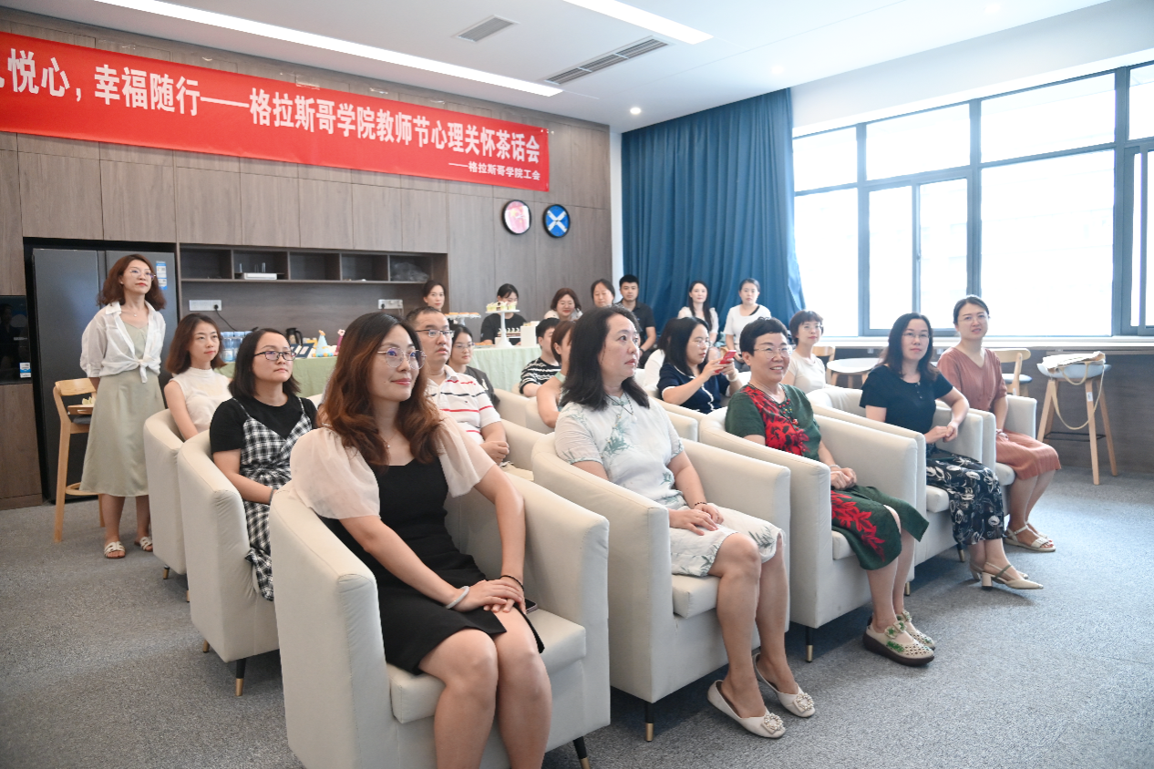 b2ff2566a942ed2a9fbaaf133aa2830e_7f4c8.p