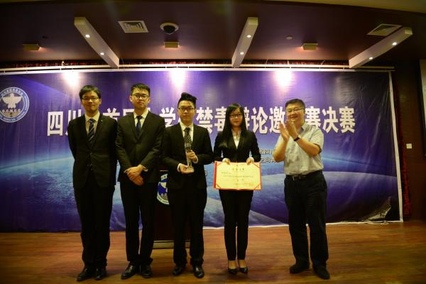b787514386a37f22686e4ed15ce30634.jpg
