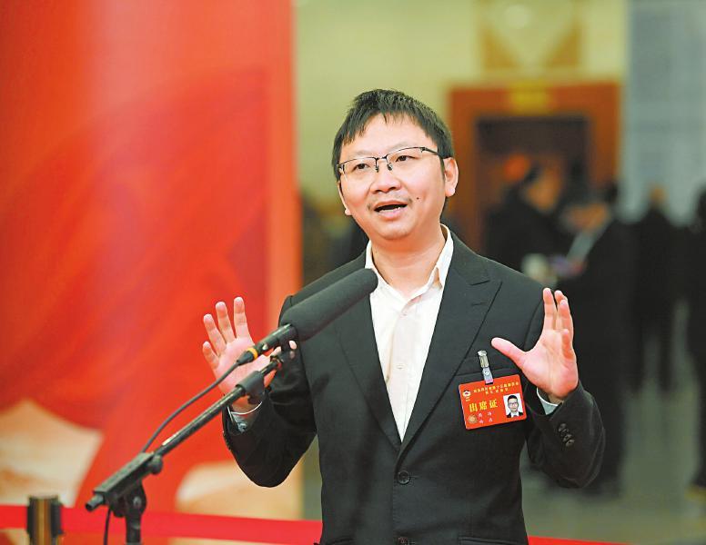 1周涛.jpg